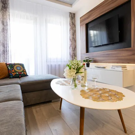 & Stara Polana - Free Parking *