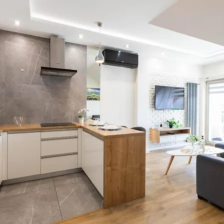 & Stara Polana Apartment